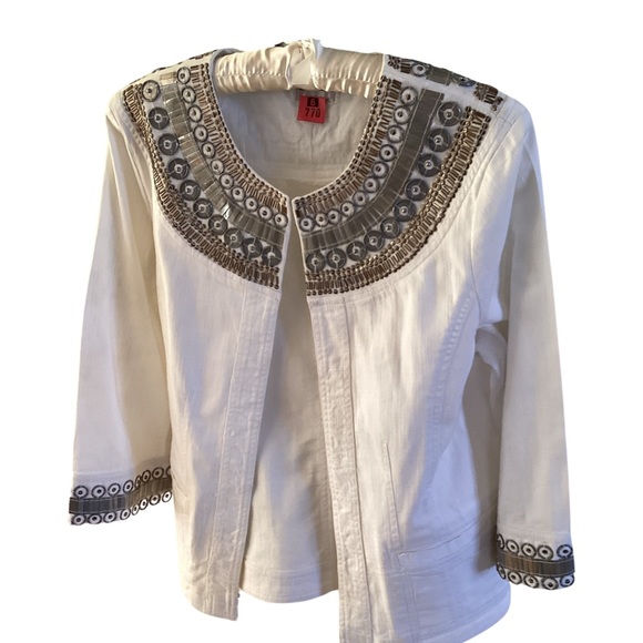 🚨 Chico’s Beaded Jacket Front Pockets Eye-hook Closure Size Small - Picture 8 of 12